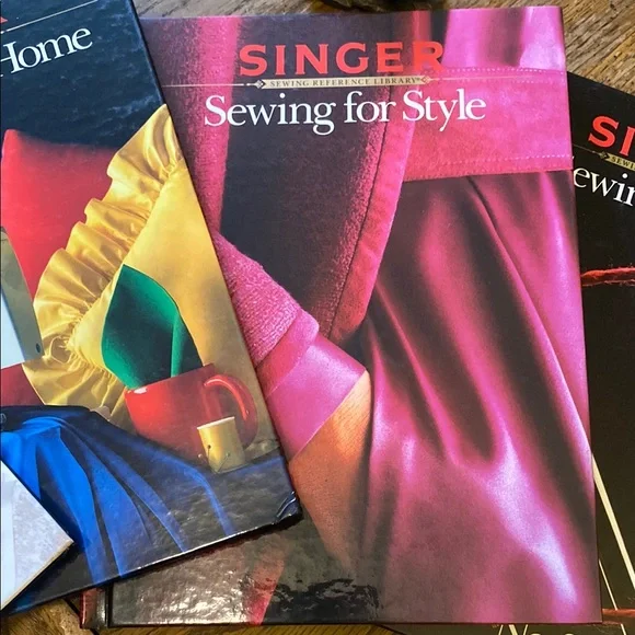 Singer Sewing Book Set - Picture 4 of 6